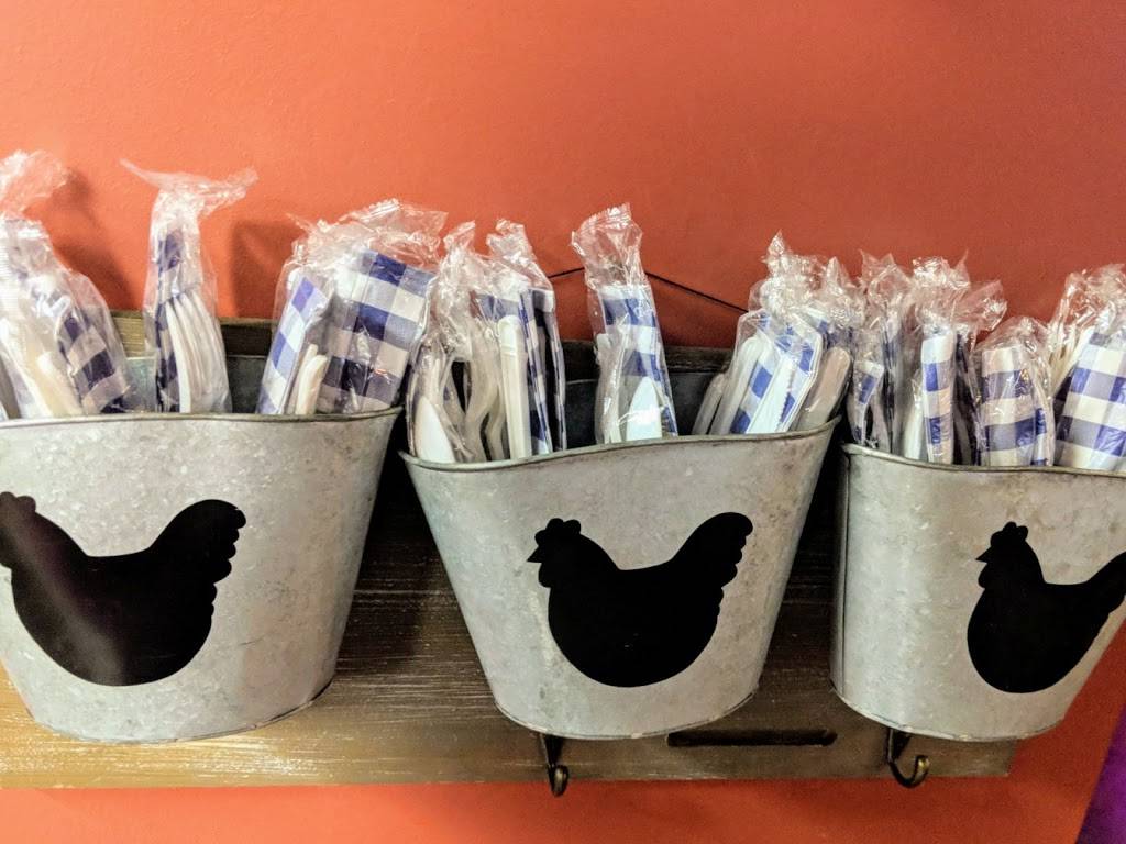 Lucilles BBQ | restaurant | 9011 Lima Rd, Fort Wayne, IN 46818, USA | 2602033937 OR +1 260-203-3937