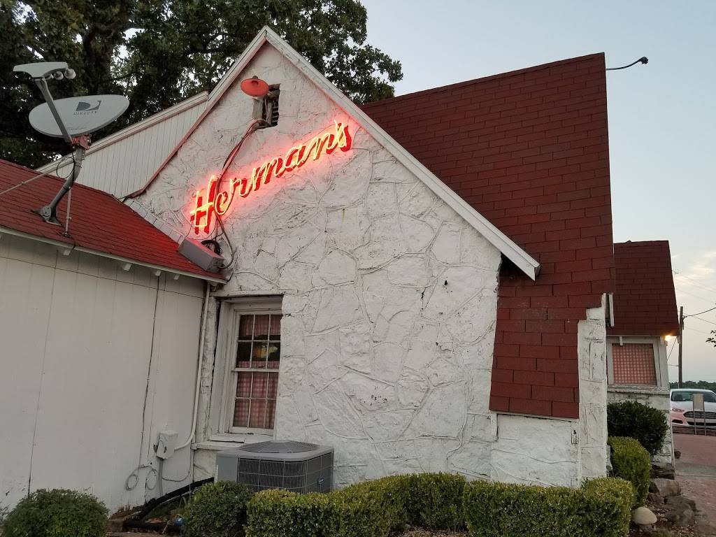 Hermans Ribhouse | restaurant | 2901 N College Ave, Fayetteville, AR 72703, USA | 4794429671 OR +1 479-442-9671