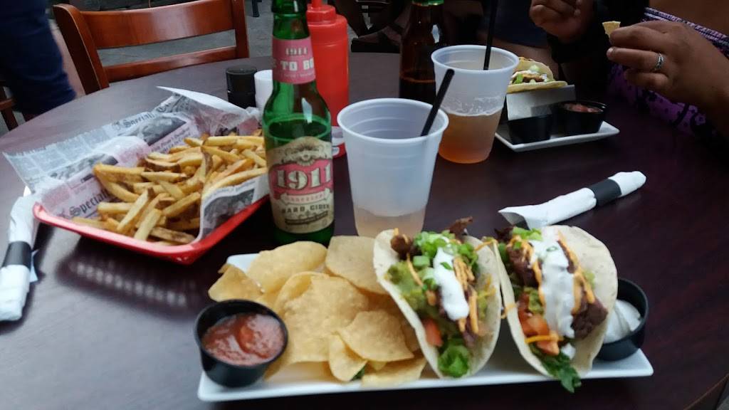 The Pearl Street Pub | restaurant | 59-61 N Pearl St, Albany, NY 12207, USA | 5186943100 OR +1 518-694-3100