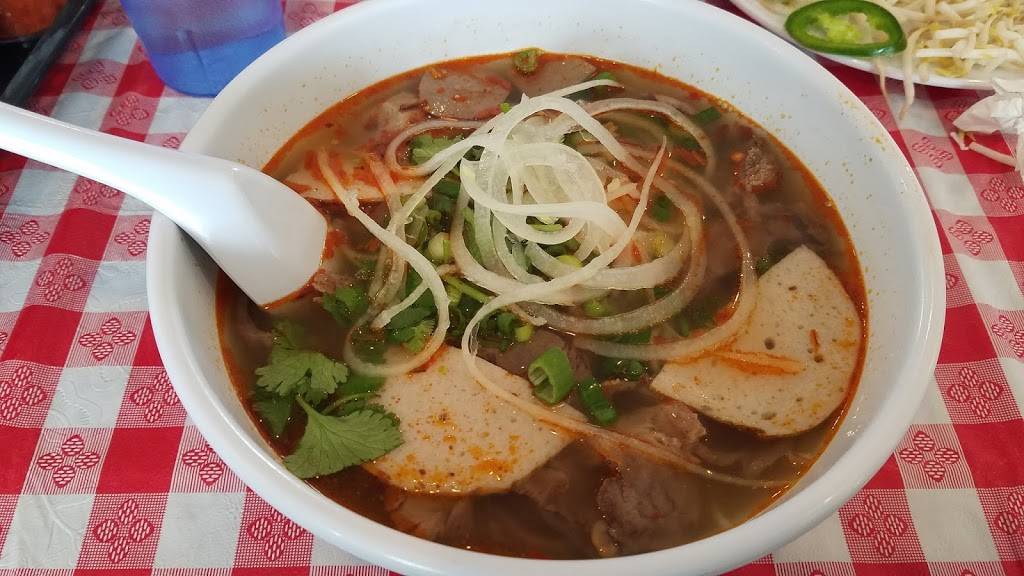 Pho Saigon Vietnamese Noodle & Grill | restaurant | 1313 W 7th St, Joplin, MO 64801, USA | 4176279966 OR +1 417-627-9966