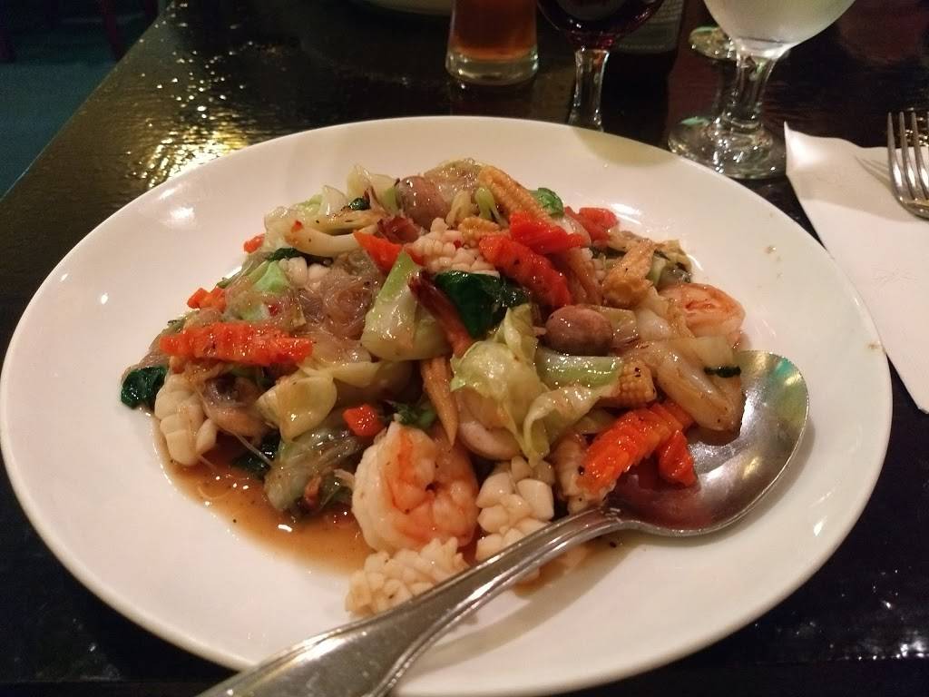 Plearn Thai Palace | restaurant | 1510 N Main St, Walnut Creek, CA 94596, USA | 9259377999 OR +1 925-937-7999