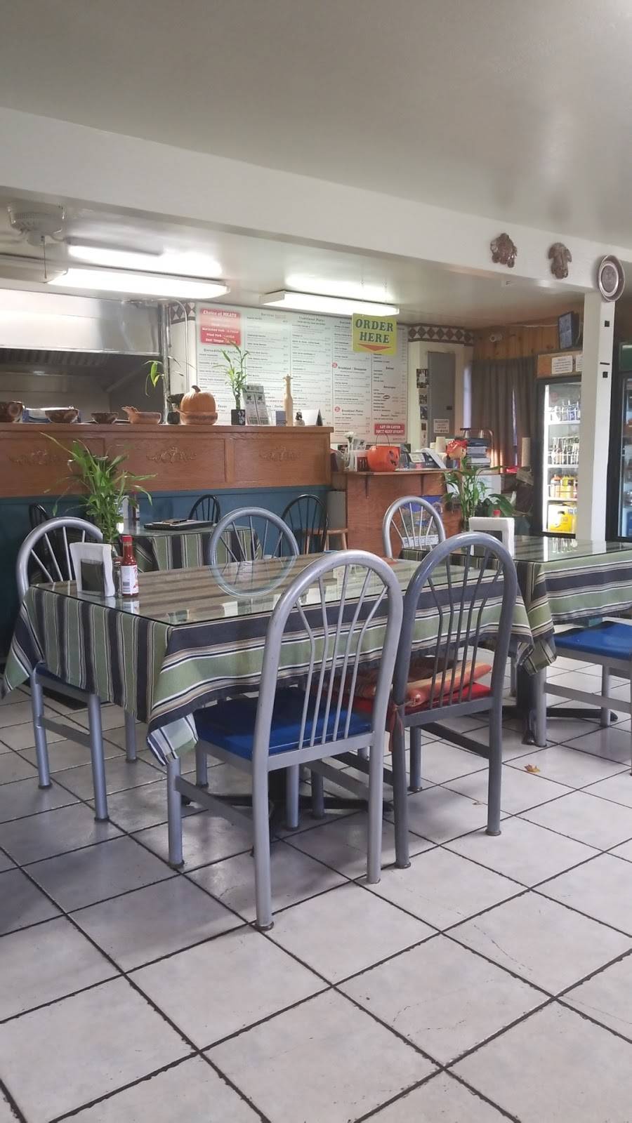 Salsa Verde Cuisine | restaurant | 970 Detroit Ave, Concord, CA 94518, USA | 9258258504 OR +1 925-825-8504