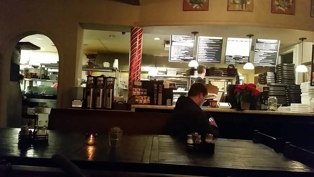 Ginas Pizza | restaurant | 4533 Campus Dr, Irvine, CA 92612, USA | 9497251144 OR +1 949-725-1144