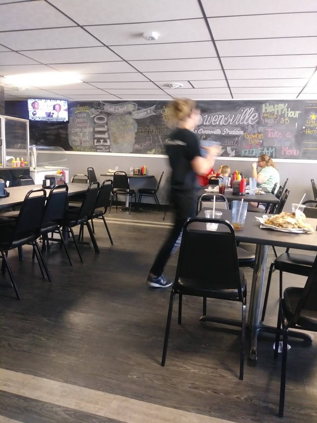 Snowensville Diner | restaurant | 206 S 1st St, Owensville, MO 65066, USA | 5734377669 OR +1 573-437-7669