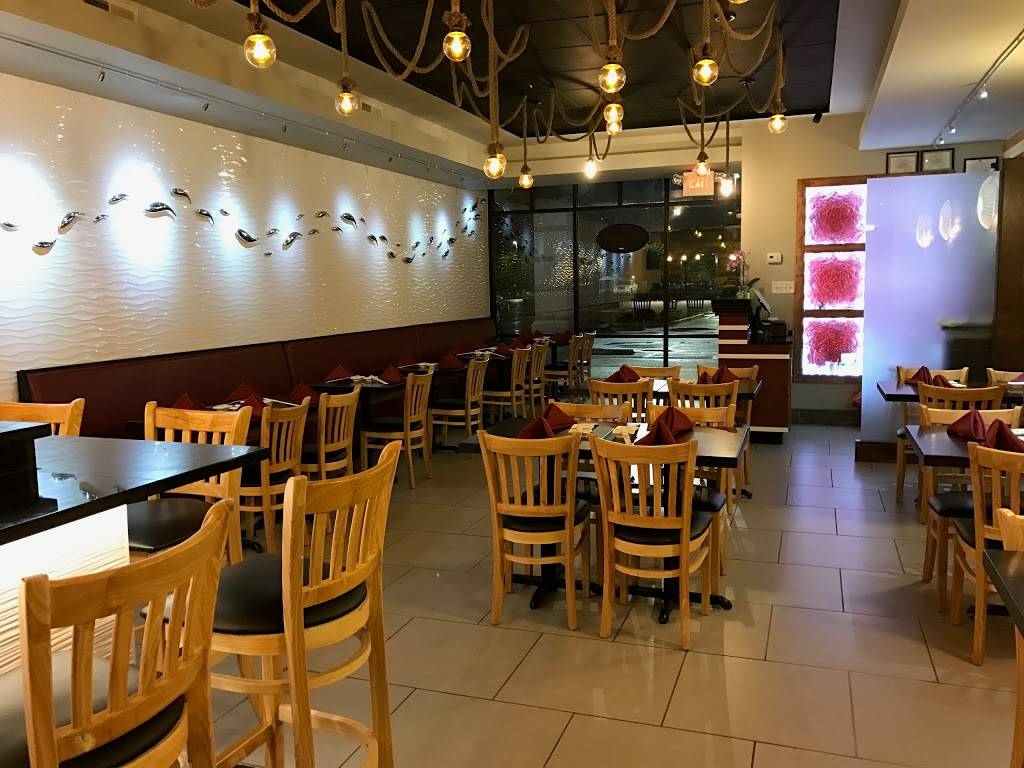 MOKO SUSHI | restaurant | 5550 Norbeck Rd, Rockville, MD 20853, USA | 2405583100 OR +1 240-558-3100