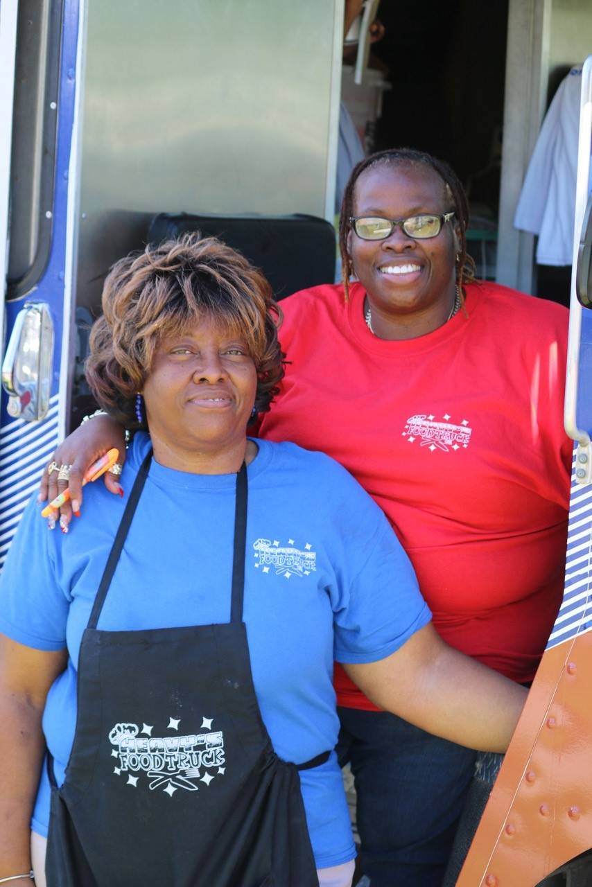 Heavys Food Truck | restaurant | 2243 11th St S, St. Petersburg, FL 33705, USA | 7272803651 OR +1 727-280-3651