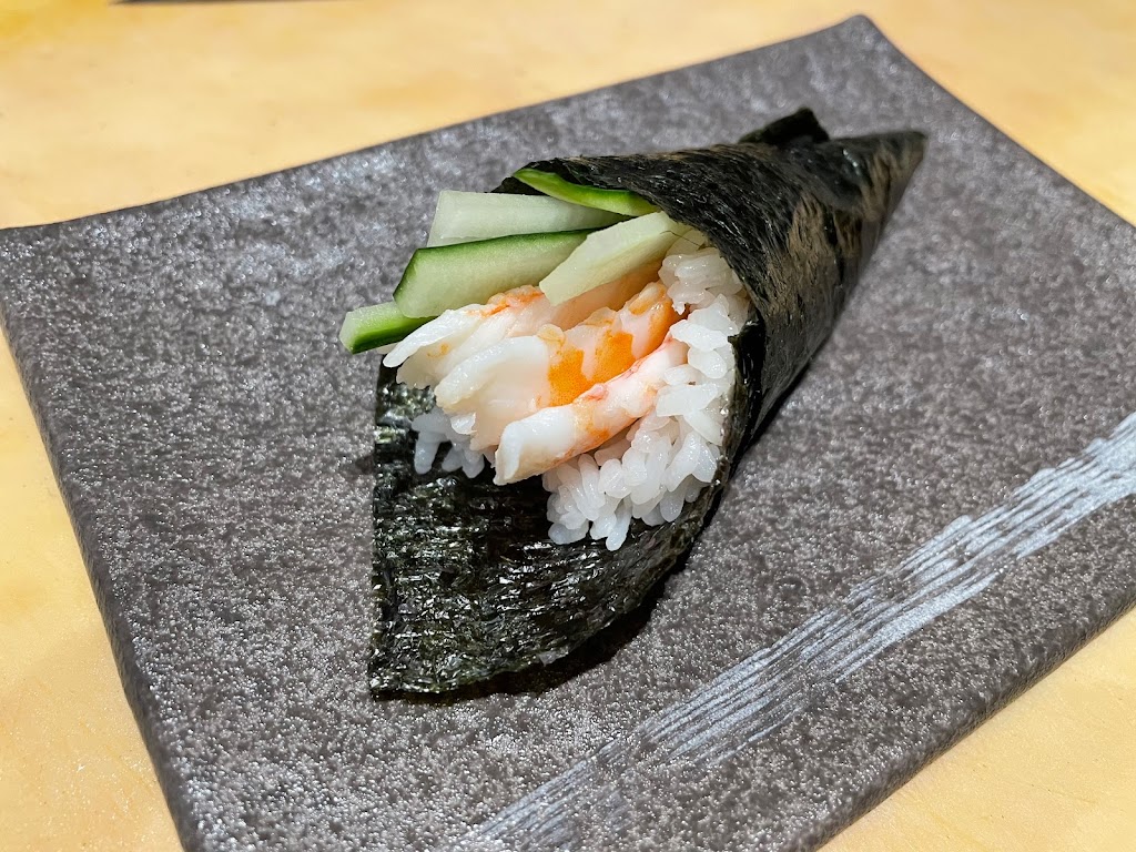 Kama sushi | restaurant | 1497 Church St, San Francisco, CA 94131, USA | 4154005925 OR +1 415-400-5925