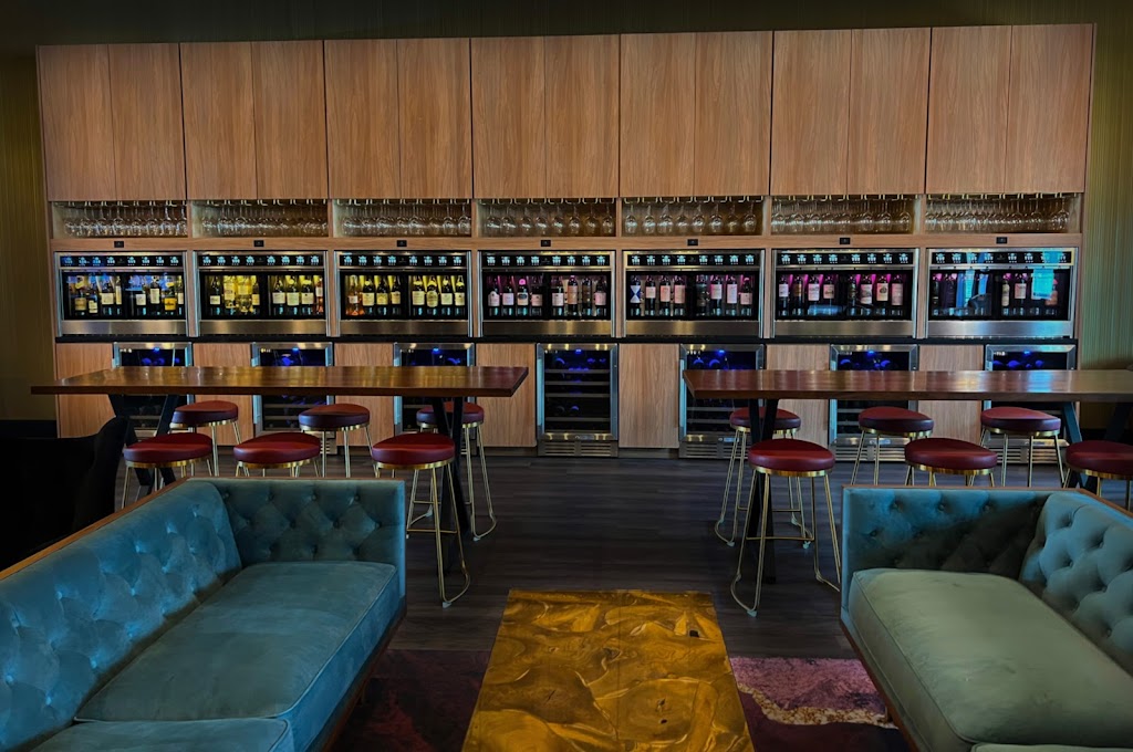 Social Oak - Wine & Whiskey Lounge | restaurant | 2230 TX-114 Suite 550, Trophy Club, TX 76262, USA | 8173821088 OR +1 817-382-1088