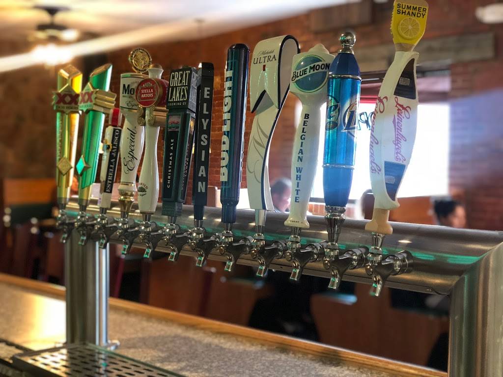 El Pueblito Mexican Bistro | restaurant | 3139, 213 N Tuscarawas Ave, Dover, OH 44622, USA | 3303659966 OR +1 330-365-9966