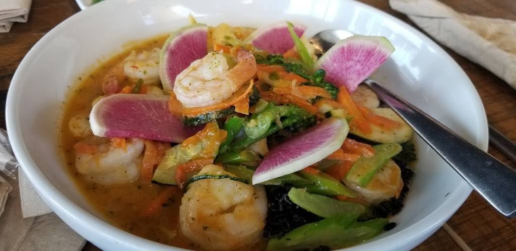 California Pizza Kitchen at Brentwood | restaurant | 11677 San Vicente Blvd, Los Angeles, CA 90049, USA | 3108263573 OR +1 310-826-3573