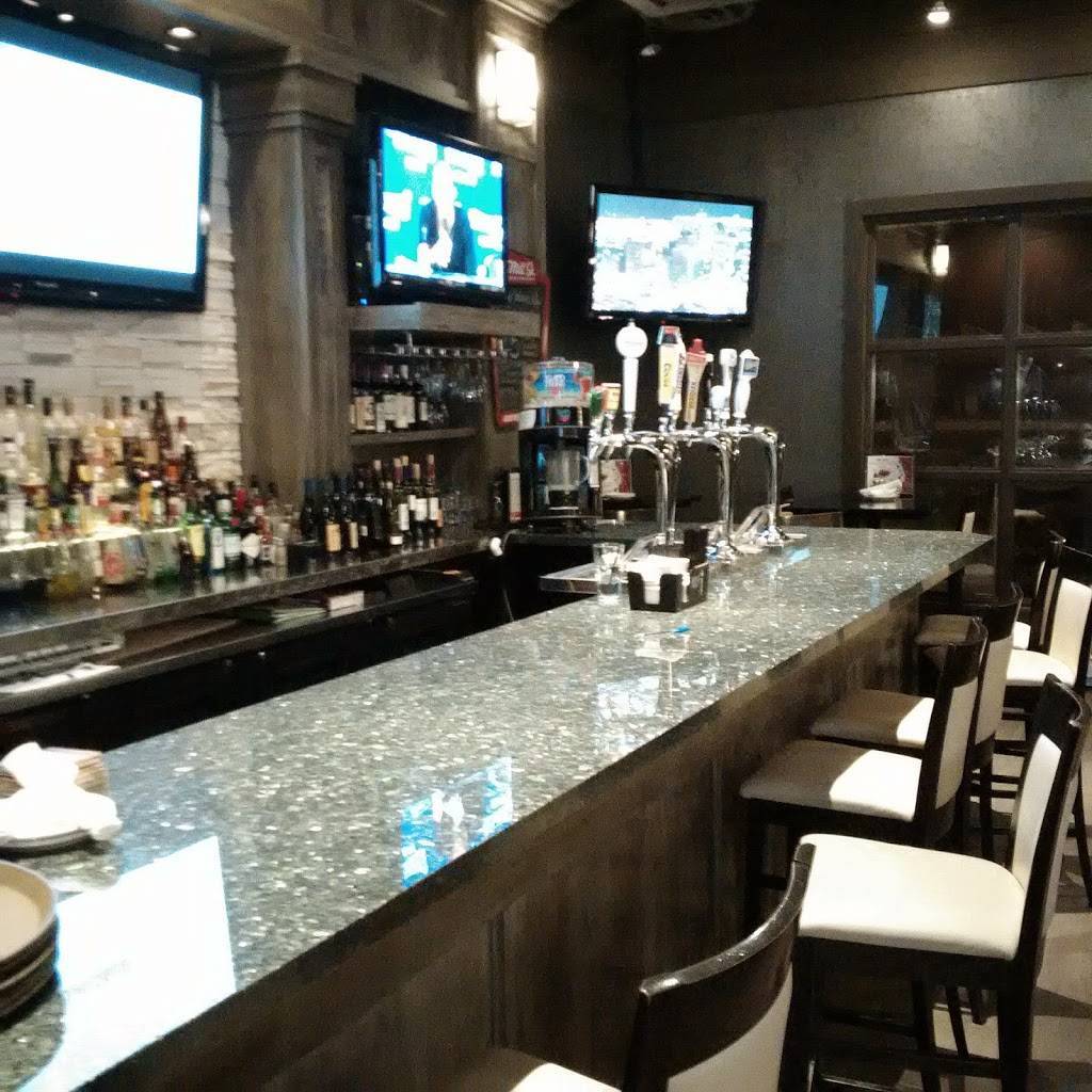 The Watermark Taphouse & Grille | restaurant | 115 Hamilton St N, Waterdown, ON L8B 1A8, Canada | 9056906275 OR +1 905-690-6275