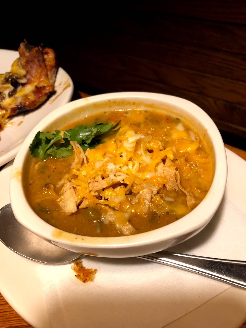 Outback Steakhouse | restaurant | 101 Cape W Pkwy, Cape Girardeau, MO 63701, USA | 5733356889 OR +1 573-335-6889