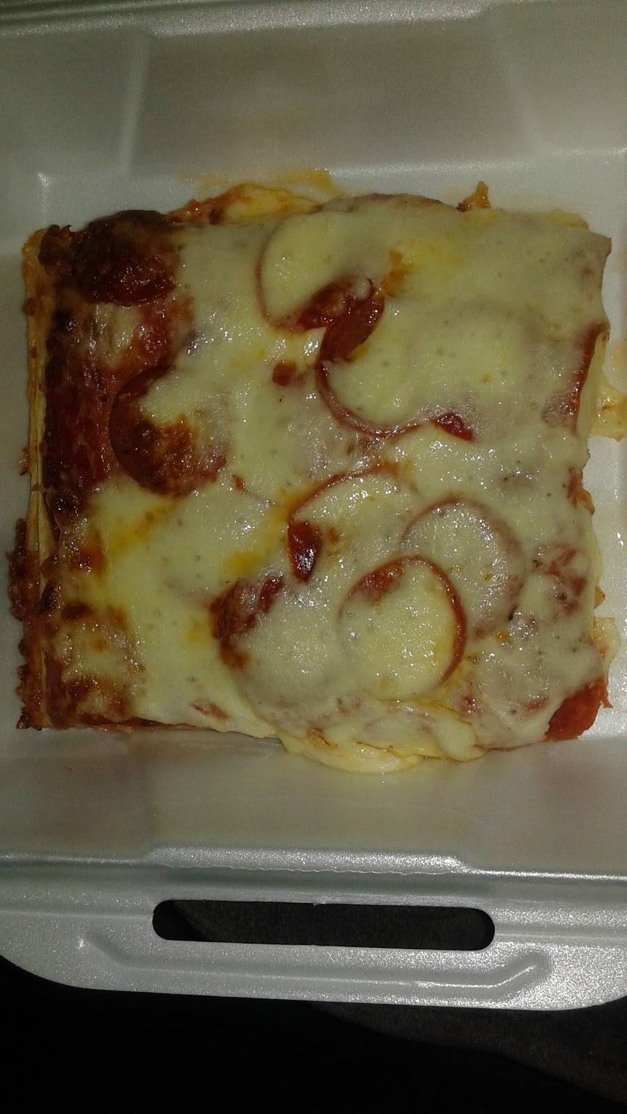 Primos Pizzeria | restaurant | 33521 W Seven Mile Rd, Livonia, MI 48152, USA | 2484764260 OR +1 248-476-4260