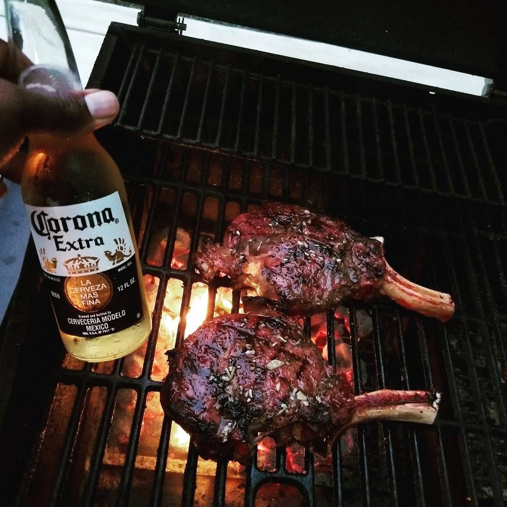 The Choppin Block | restaurant | 2212 Madison St, Clarksville, TN 37043, USA | 9319202112 OR +1 931-920-2112