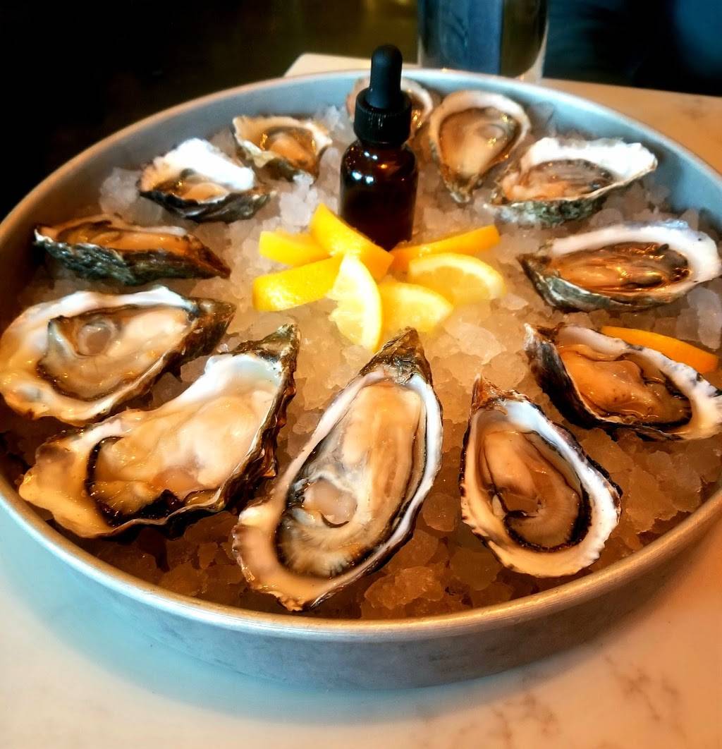 Chelsea Farms Oyster Bar | restaurant | 222 Capitol Way N, Olympia, WA 98501, USA | 3609157784 OR +1 360-915-7784