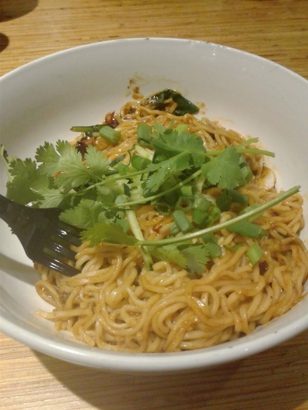 Noodles and Company | restaurant | 825 Goucher Blvd #100 B, Towson, MD 21286, USA | 4102960778 OR +1 410-296-0778