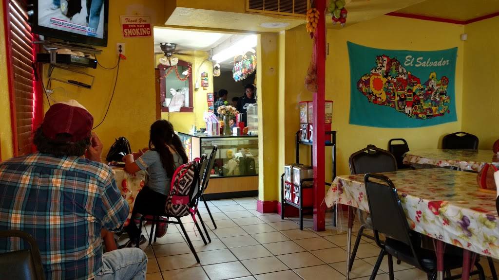La Salvadorena | restaurant | 1103 S McDonald St, McKinney, TX 75069, USA | 9725421506 OR +1 972-542-1506