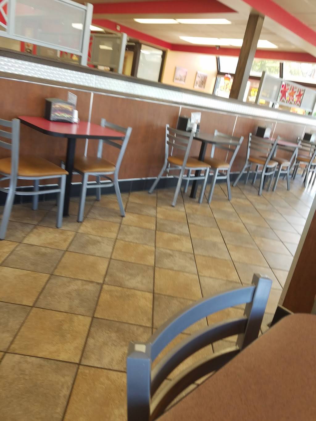 Hardees | restaurant | 1215 W Main St, Greenfield, IN 46140, USA | 3174622011 OR +1 317-462-2011