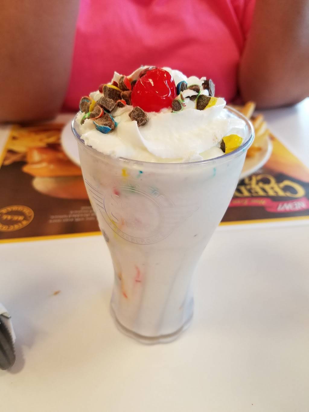 Steak n Shake | restaurant | 2382 Troy Rd, Edwardsville, IL 62025, USA | 6186591840 OR +1 618-659-1840