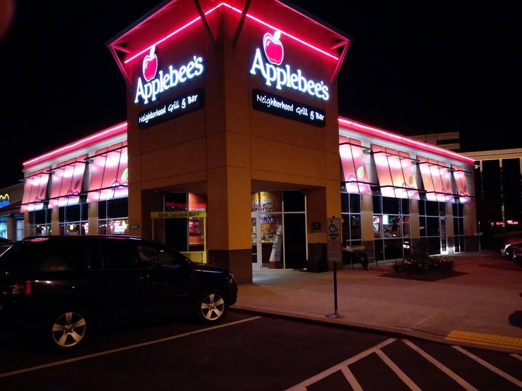 Applebees Grill + Bar | restaurant | 3440 William Penn Hwy, Pittsburgh, PA 15235, USA | 4128233363 OR +1 412-823-3363