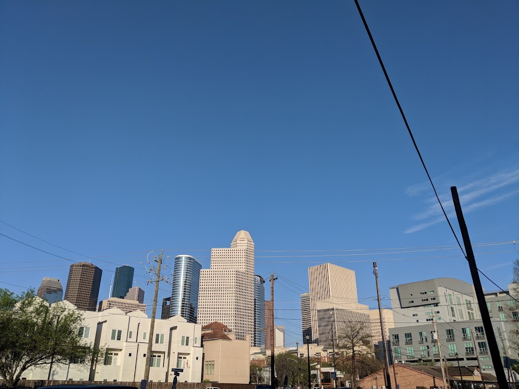 Cafe Layal | restaurant | 207 Gray St a, Houston, TX 77002, USA | 7136510939 OR +1 713-651-0939