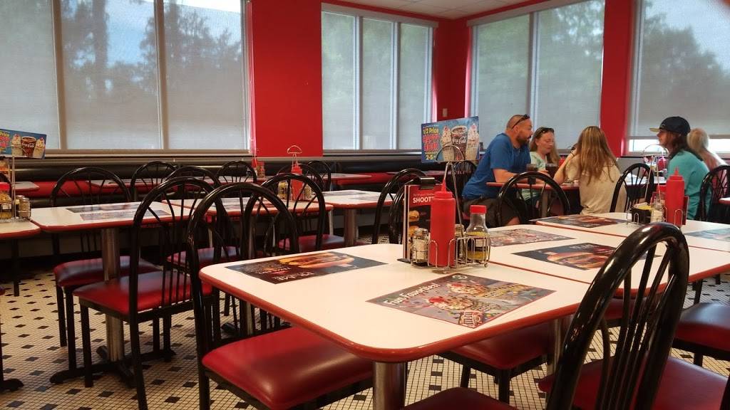 Steak n Shake | restaurant | 10835 Kings Rd, Myrtle Beach, SC 29572, USA | 8434975700 OR +1 843-497-5700