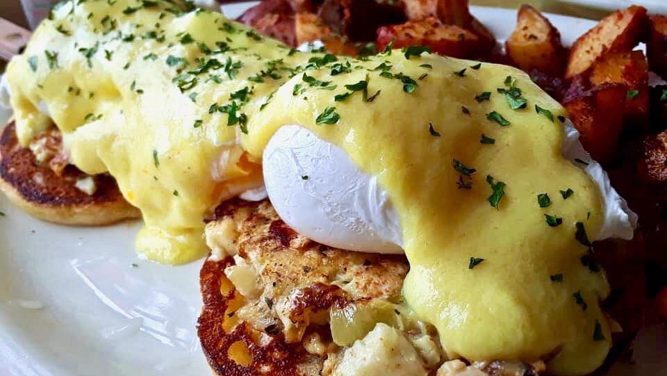 Fountain place restaurant | meal takeaway | 232 Essex St, Salem, MA 01970, USA | 9787449572 OR +1 978-744-9572