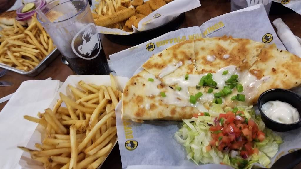 Buffalo Wild Wings | restaurant | 901 Little Texas Ln Building D, Austin, TX 78745, USA | 5129121147 OR +1 512-912-1147