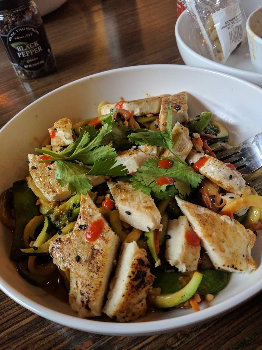 Noodles and Company | restaurant | 1310 Miller Park Way, Milwaukee, WI 53214, USA | 4145095192 OR +1 414-509-5192