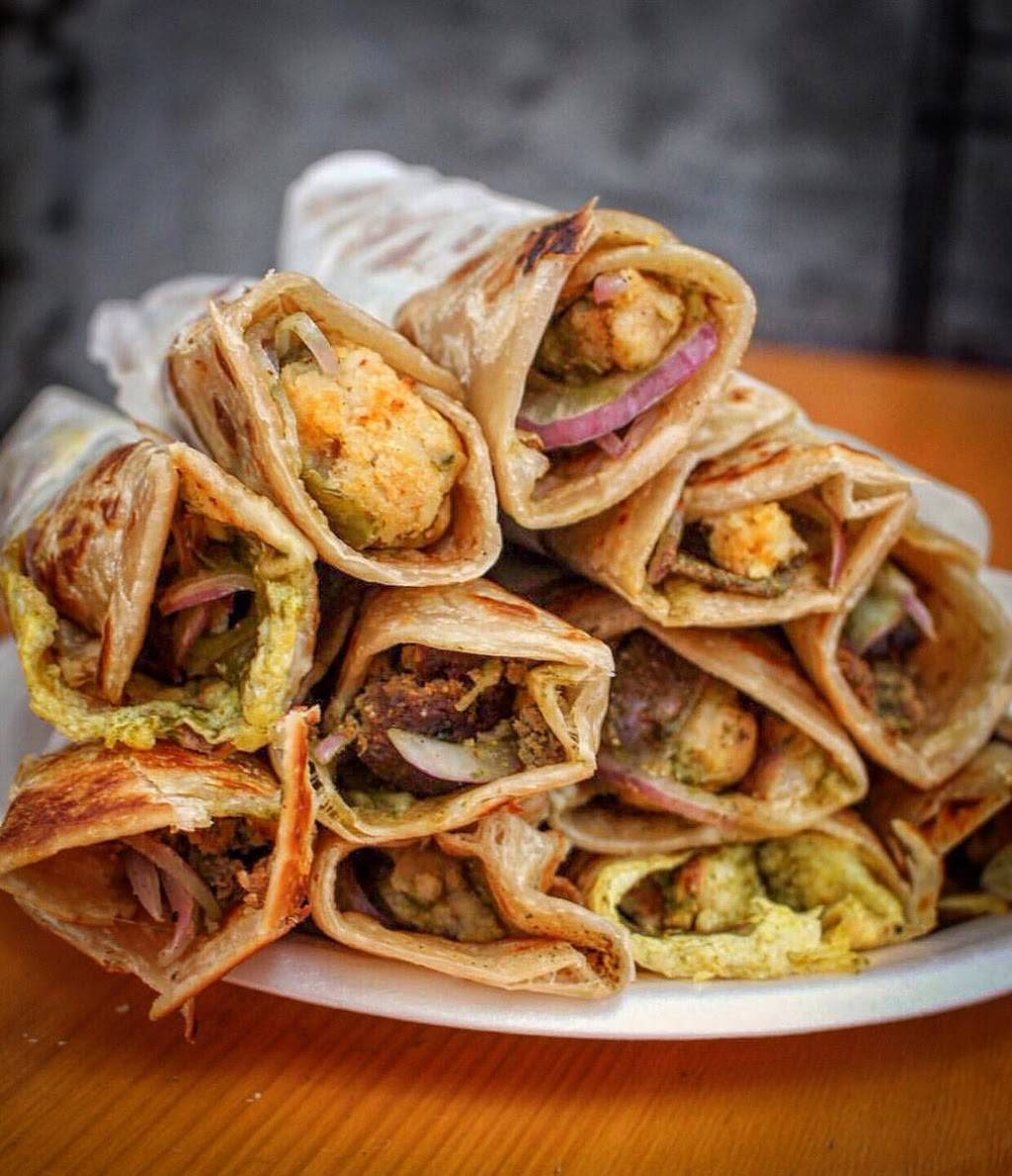 Ghareeb Nawaz Restaurant | restaurant | 1071 Danforth Rd, Scarborough, ON M1J 2C7, Canada | 4162612882 OR +1 416-261-2882