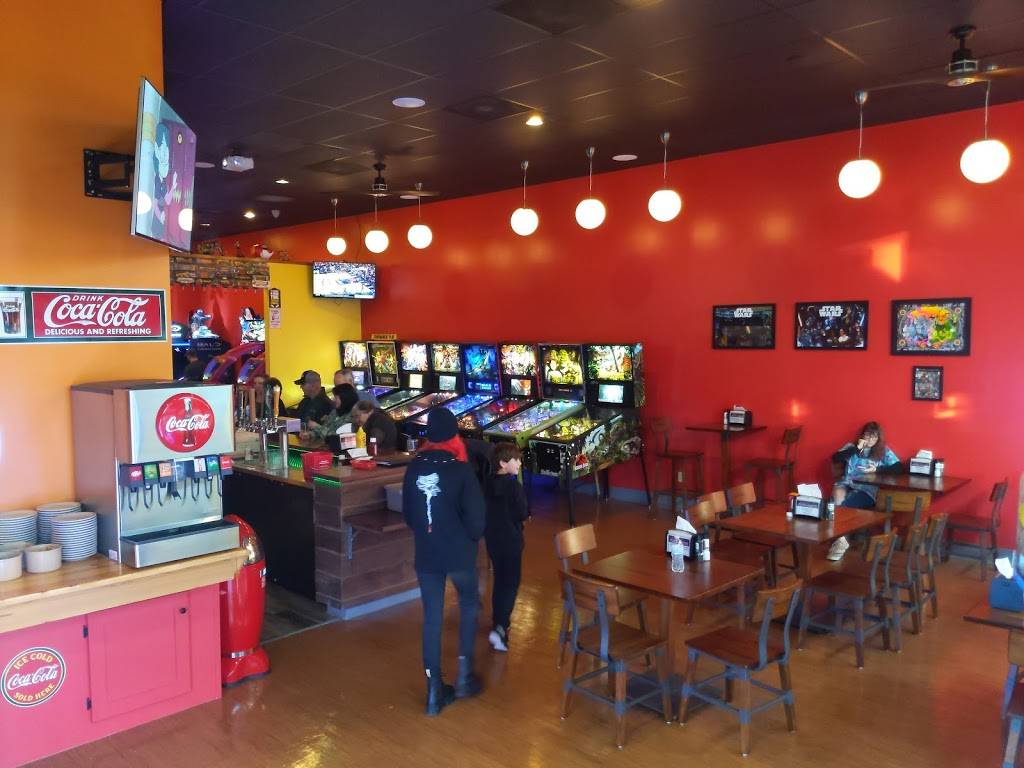 Joysticks Arcade & Eatery | restaurant | 211 NE 3rd St, McMinnville, OR 97128, USA | 5038570899 OR +1 503-857-0899