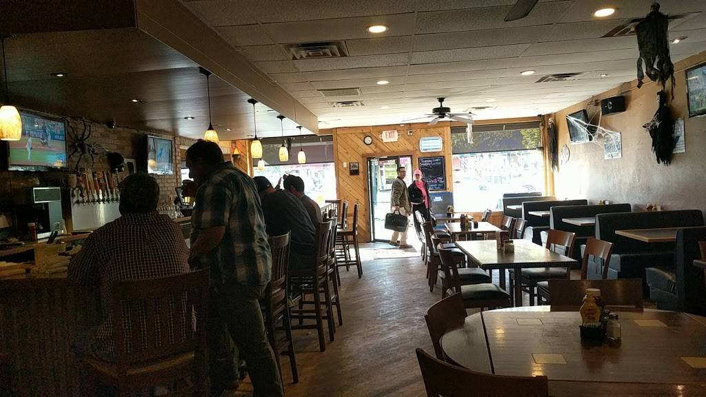 Cassidys Sports Grill | restaurant | 15 S Parish Ave, Johnstown, CO 80534, USA | 9705877744 OR +1 970-587-7744