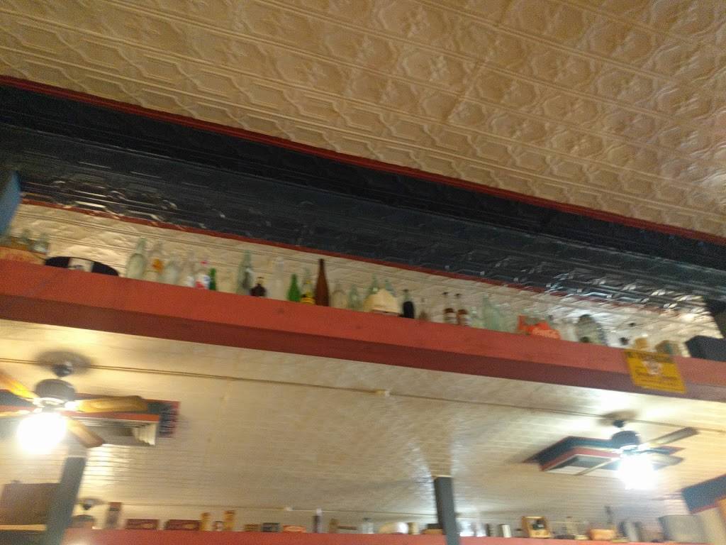 Hard Times Family Restaurant | restaurant | 109 N Phelps St, Decatur, MI 49045, USA | 2694238655 OR +1 269-423-8655