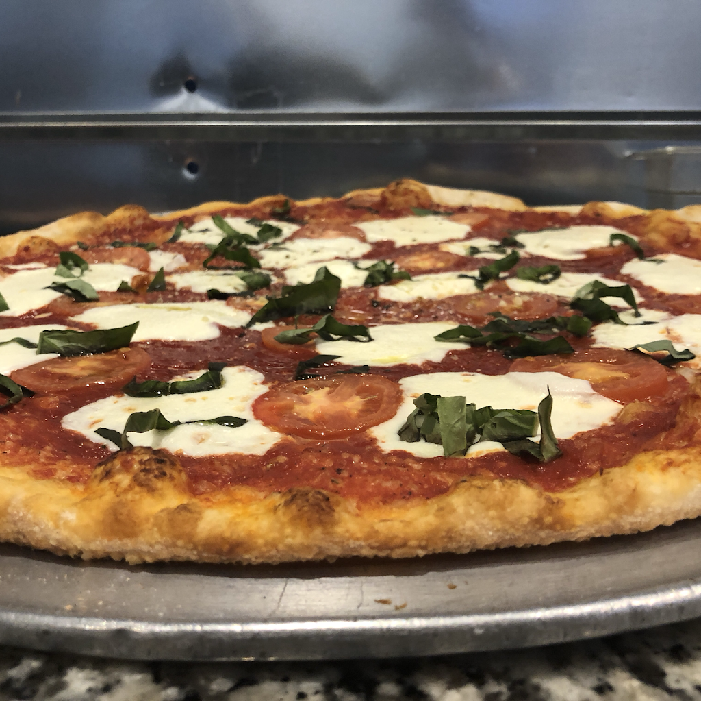 Ricos Pizzeria of Lakewood Ranch | restaurant | 14435 FL-70, Bradenton, FL 34202, USA | 9417589999 OR +1 941-758-9999