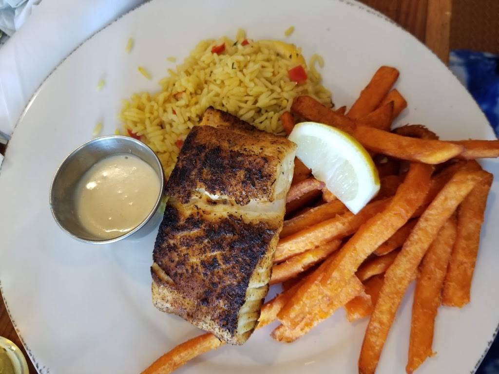 Fins Fish House & Raw Bar | restaurant | 243 Rehoboth Ave, Rehoboth Beach, DE 19971, USA | 3022263467 OR +1 302-226-3467