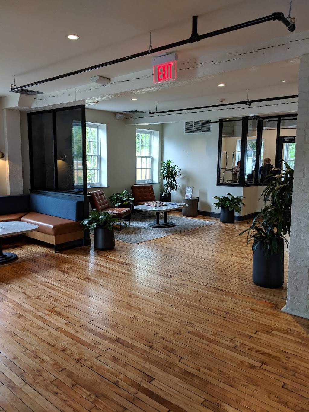 The Wick Restaurant and Lobby bar | restaurant | 41 Cross St, Hudson, NY 12534, USA | 5182496825 OR +1 518-249-6825