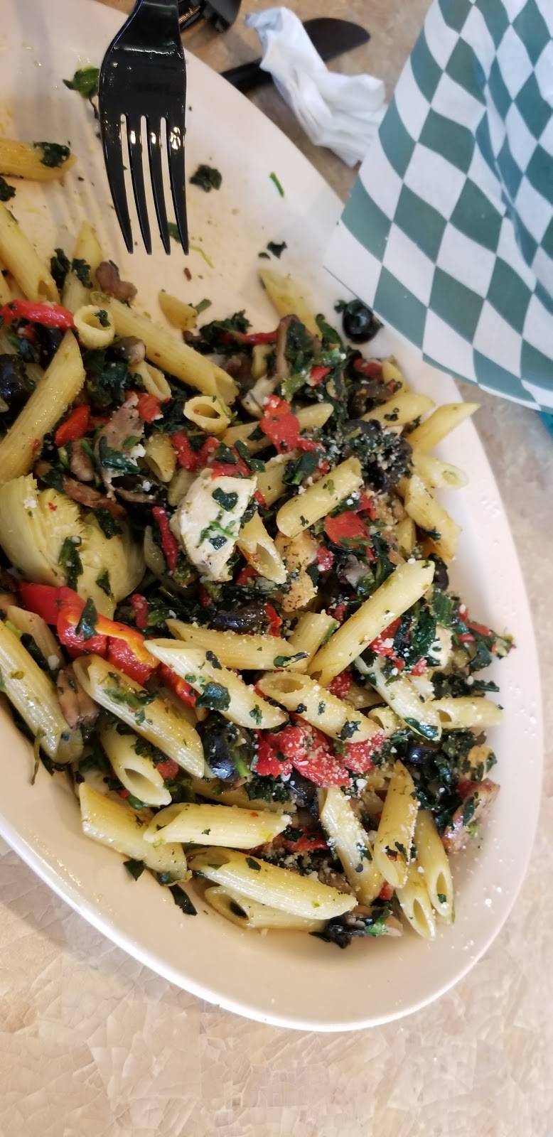 Tomasellis Restaurant & Catering | restaurant | 693 Oaklawn Ave, Cranston, RI 02920, USA | 4014644666 OR +1 401-464-4666