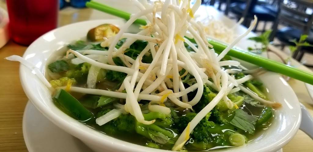 DT Noodle | restaurant | 5015 Foothills Blvd, Roseville, CA 95747, USA | 9167978883 OR +1 916-797-8883