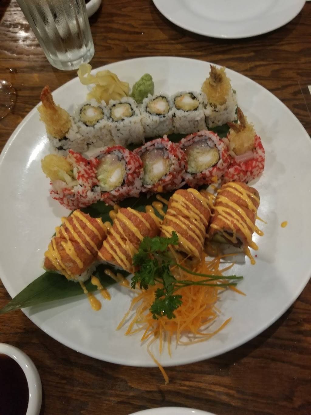 Dozo Asian Bistro & Sushi | restaurant | 1450 Whalley Ave, New Haven, CT 06515, USA | 2033874898 OR +1 203-387-4898