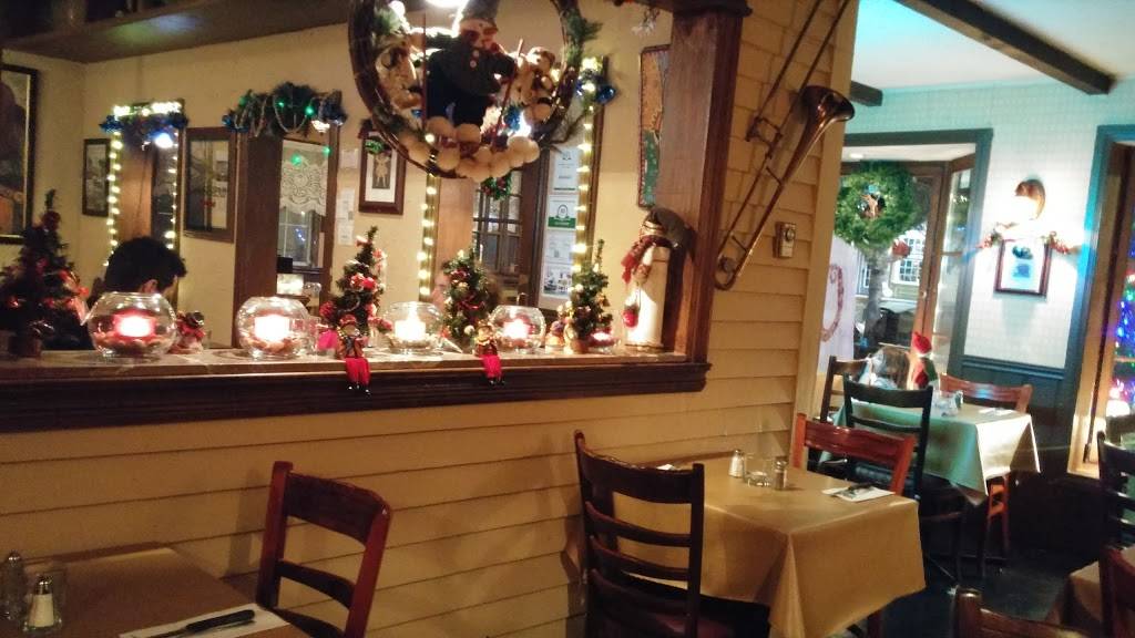 Le Rio | restaurant | 352 Rue Principale, Saint-Sauveur, QC J0R 1R0, Canada | 4502400864 OR +1 450-240-0864