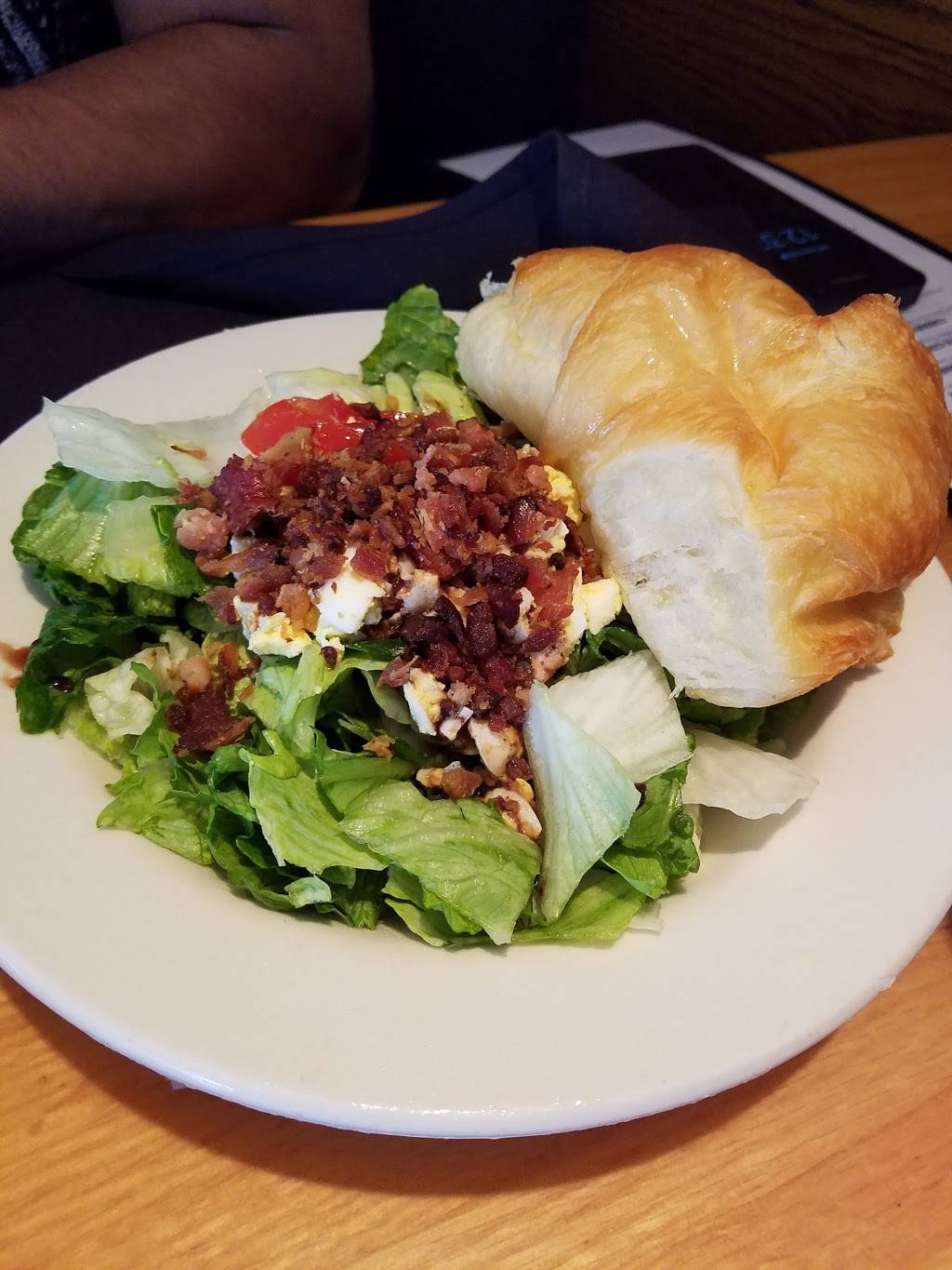 California Dreaming Restaurant | restaurant | 401 Main St, Columbia, SC 29201, USA | 8032546767 OR +1 803-254-6767