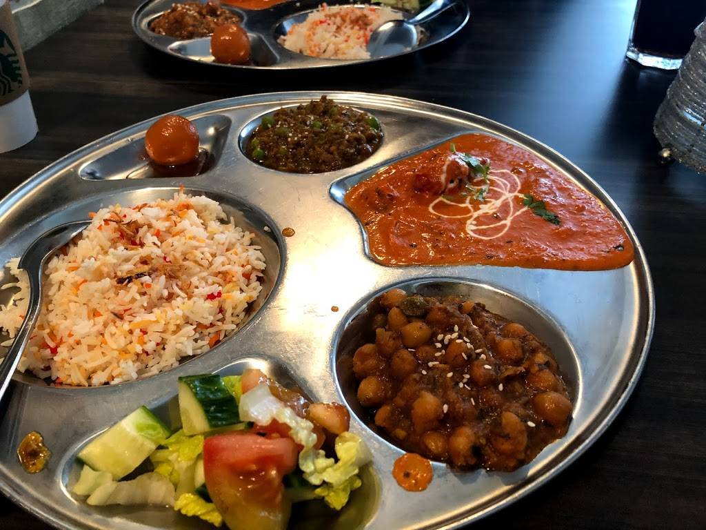 Butter Chicken Factory | restaurant | 556 Parliament St, Toronto, ON M4K 1P6, Canada | 4169647583 OR +1 416-964-7583