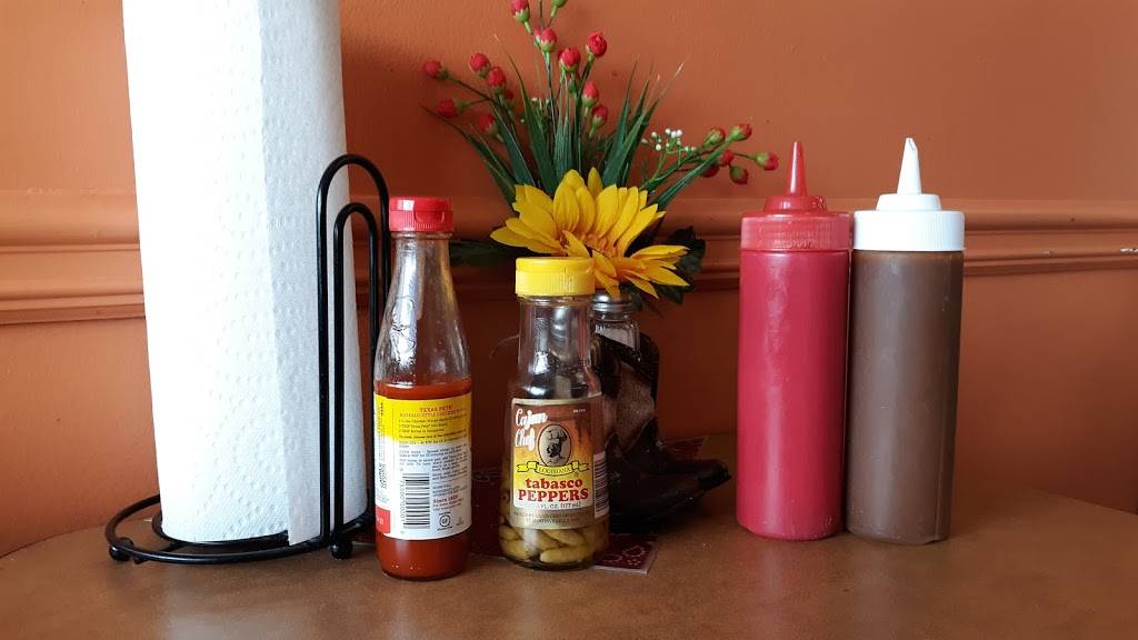 Hattie Maries Texas Style BBQ & Cajun Kitchen | restaurant | 3699 Main St, College Park, GA 30337, USA | 6787968205 OR +1 678-796-8205