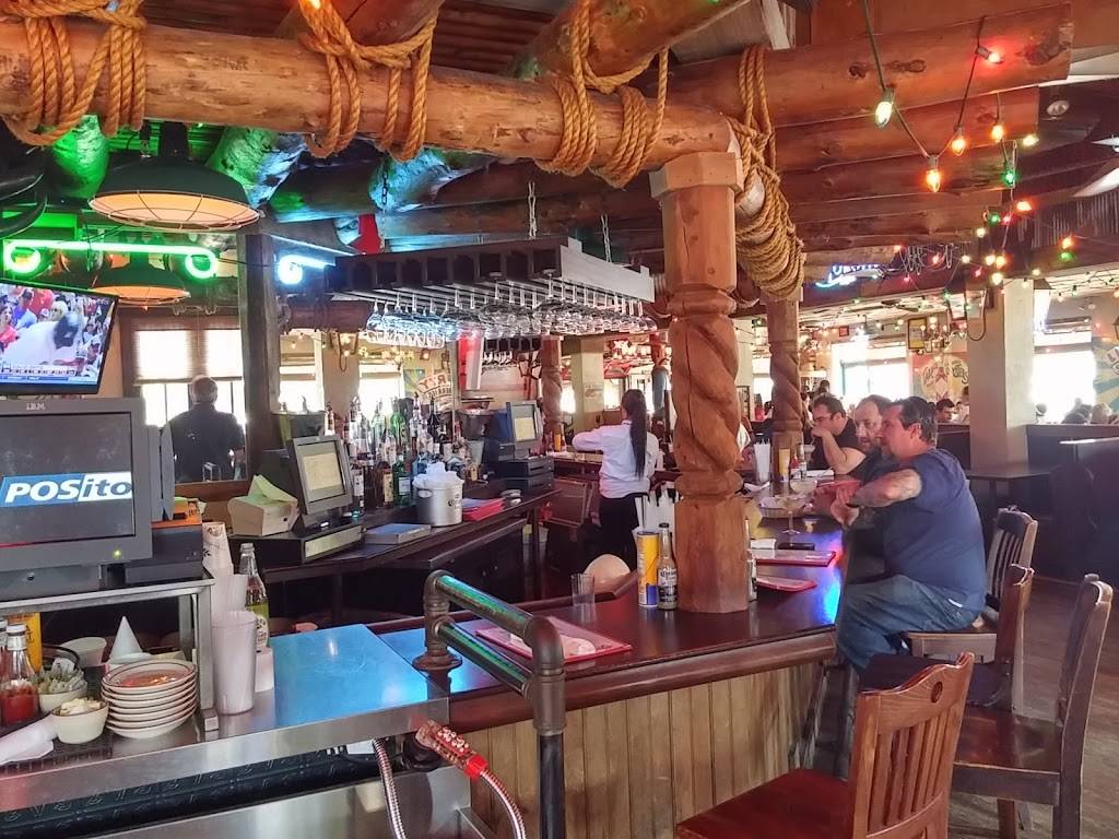 Shops at Saugus | shopping mall | 334 Broadway, US-1, Saugus, MA 01906, USA | 6107471200 OR +1 610-747-1200