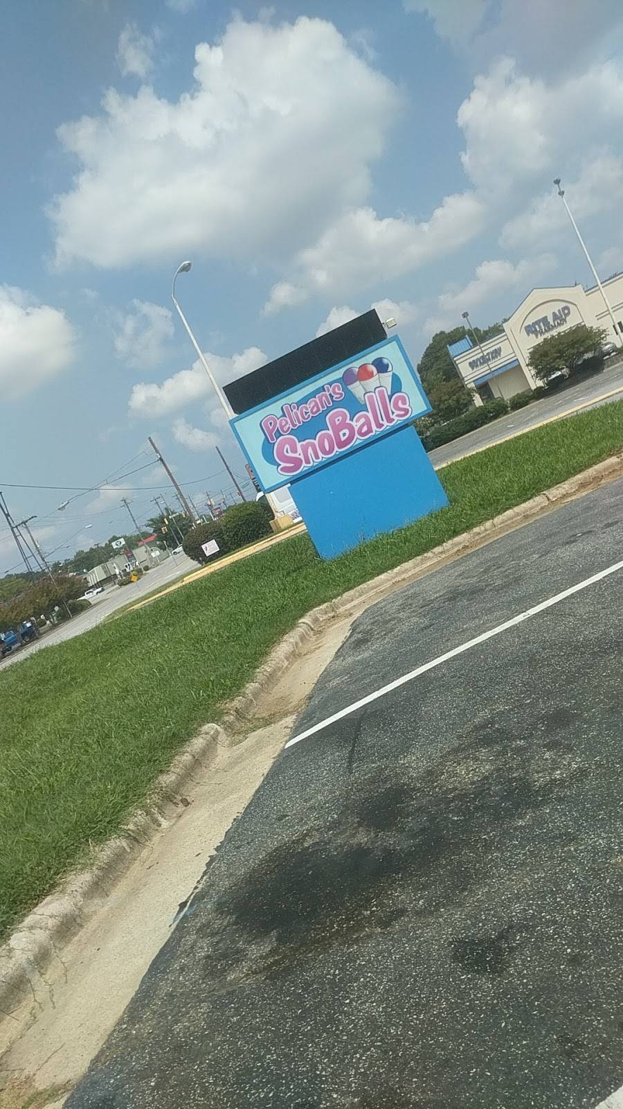 Pelicans SnoBalls | restaurant | 2405 Randleman Rd, Greensboro, NC 27406, USA | 9199373971 OR +1 919-937-3971