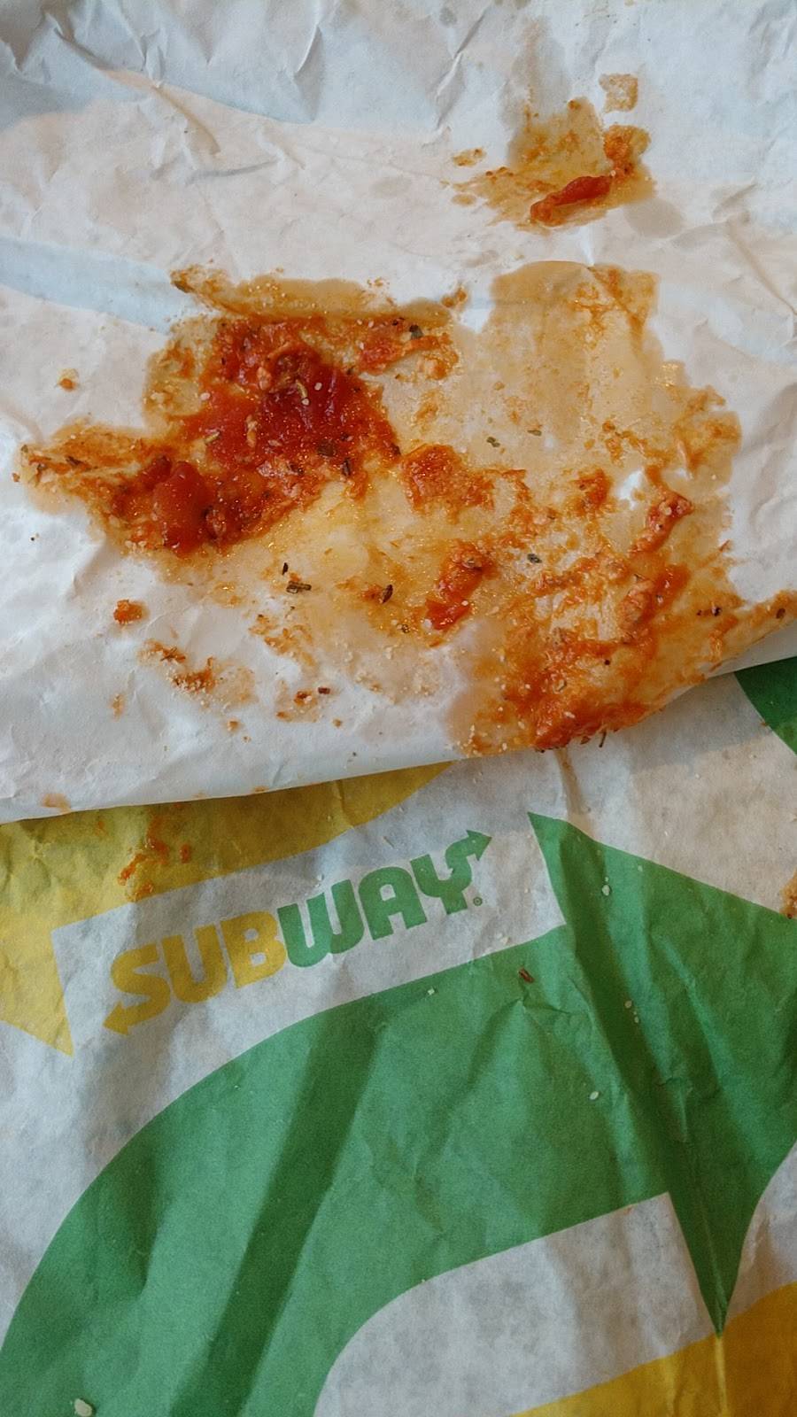 Subway | meal takeaway | 3451 S Meridian St, Wichita, KS 67217, USA | 3169460044 OR +1 316-946-0044