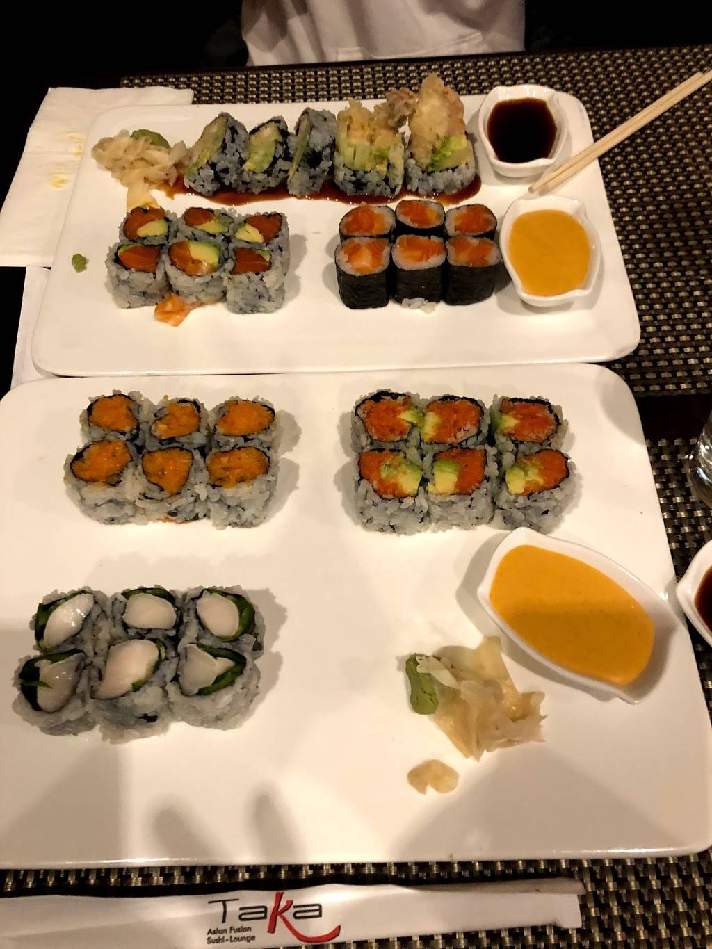 Taka Asian Fusion | restaurant | 2140 Merrick Ave, Merrick, NY 11566, USA | 5162238212 OR +1 516-223-8212