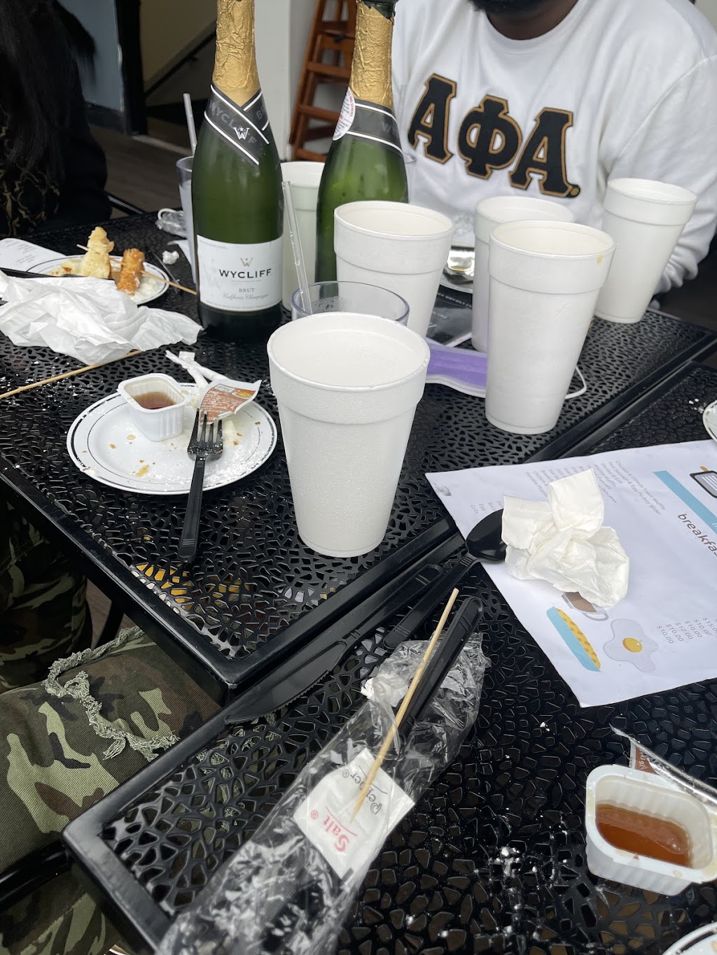 Neyow’s of Atlanta | restaurant | 131 Walker St SW, Atlanta, GA 30313, USA | 4703555654 OR +1 470-355-5654