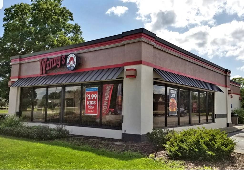 Wendys | restaurant | 2620 State St. South, Ionia, MI 48846, USA | 6165272611 OR +1 616-527-2611