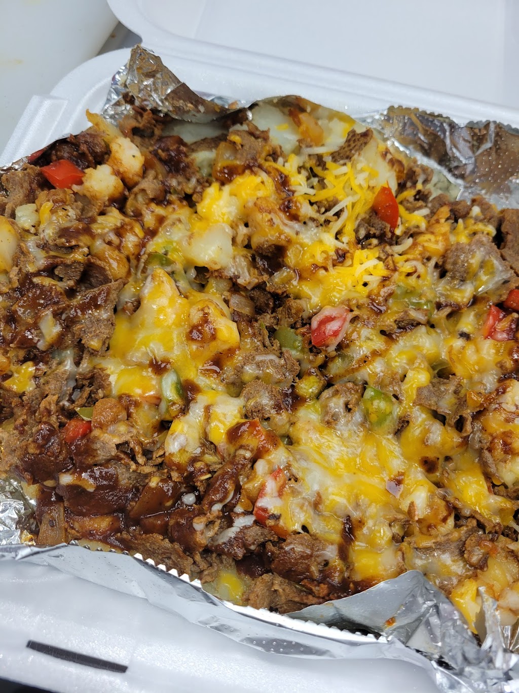 5 Mile Grill | restaurant | 14300 Fenkell Ave, Detroit, MI 48227, USA | 3136530939 OR +1 313-653-0939